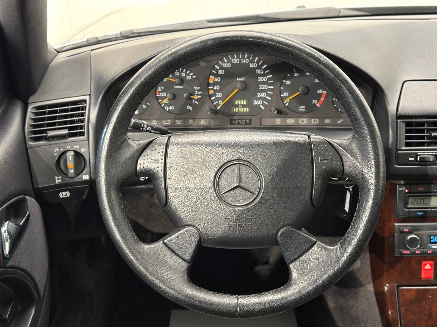 Mercedes-Benz SL 500