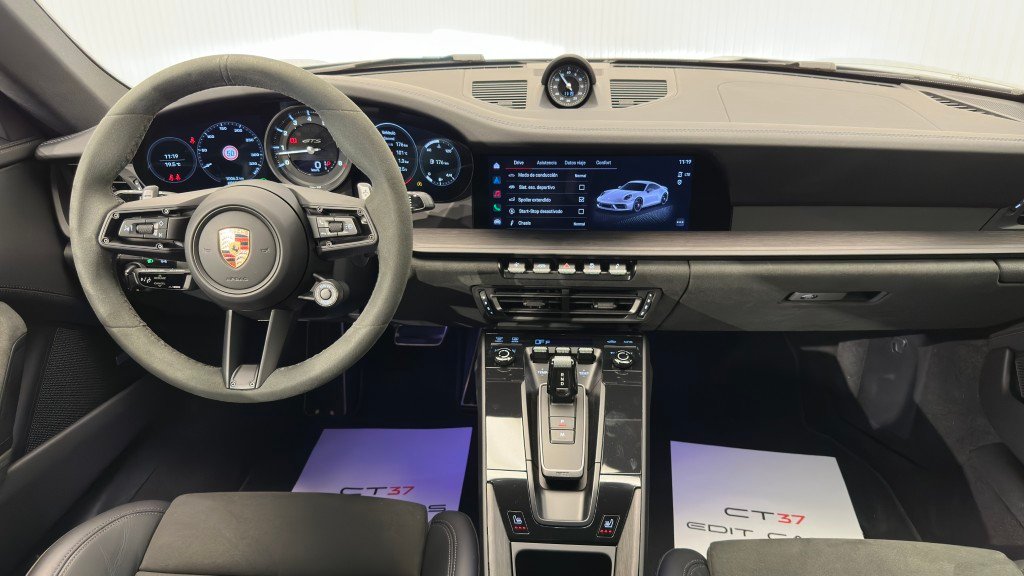 Porsche 911 Carrera GTS