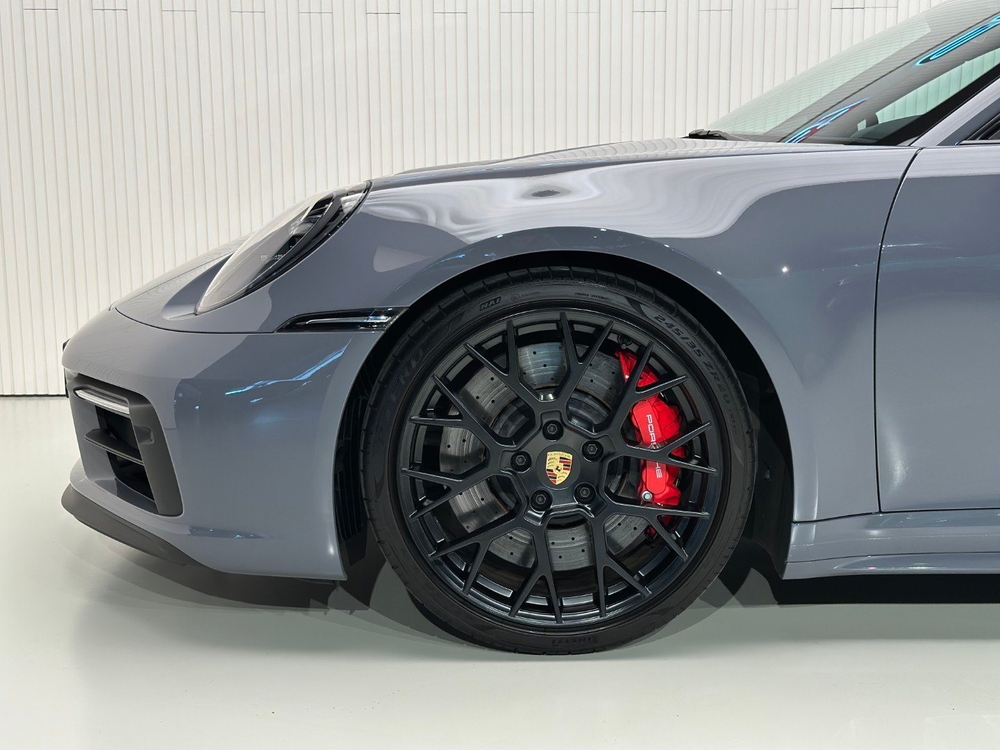 Porsche 911 Carrera GTS