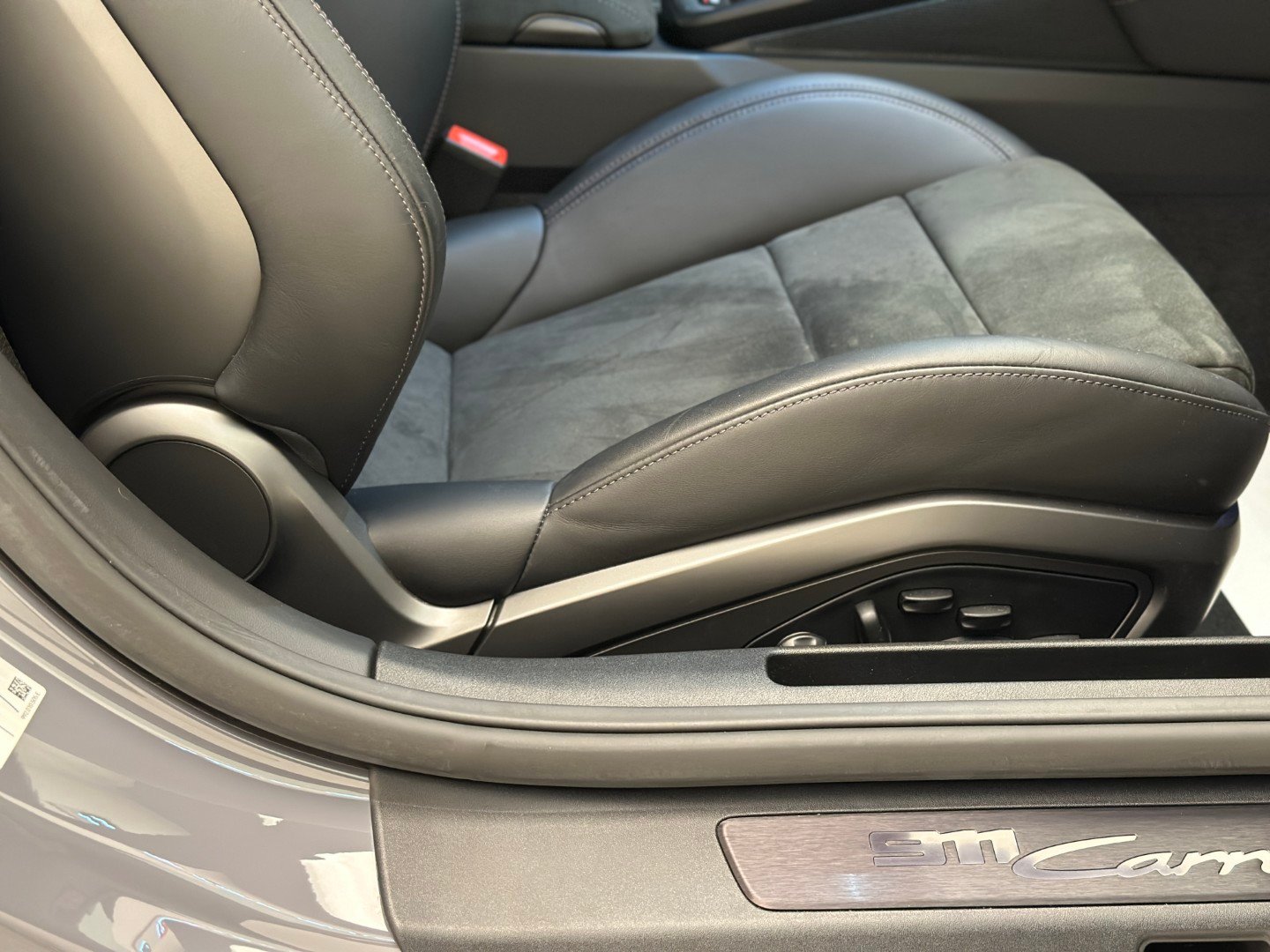 Porsche 911 Carrera GTS