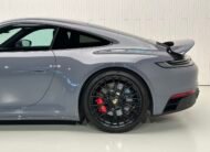 Porsche 911 Carrera GTS