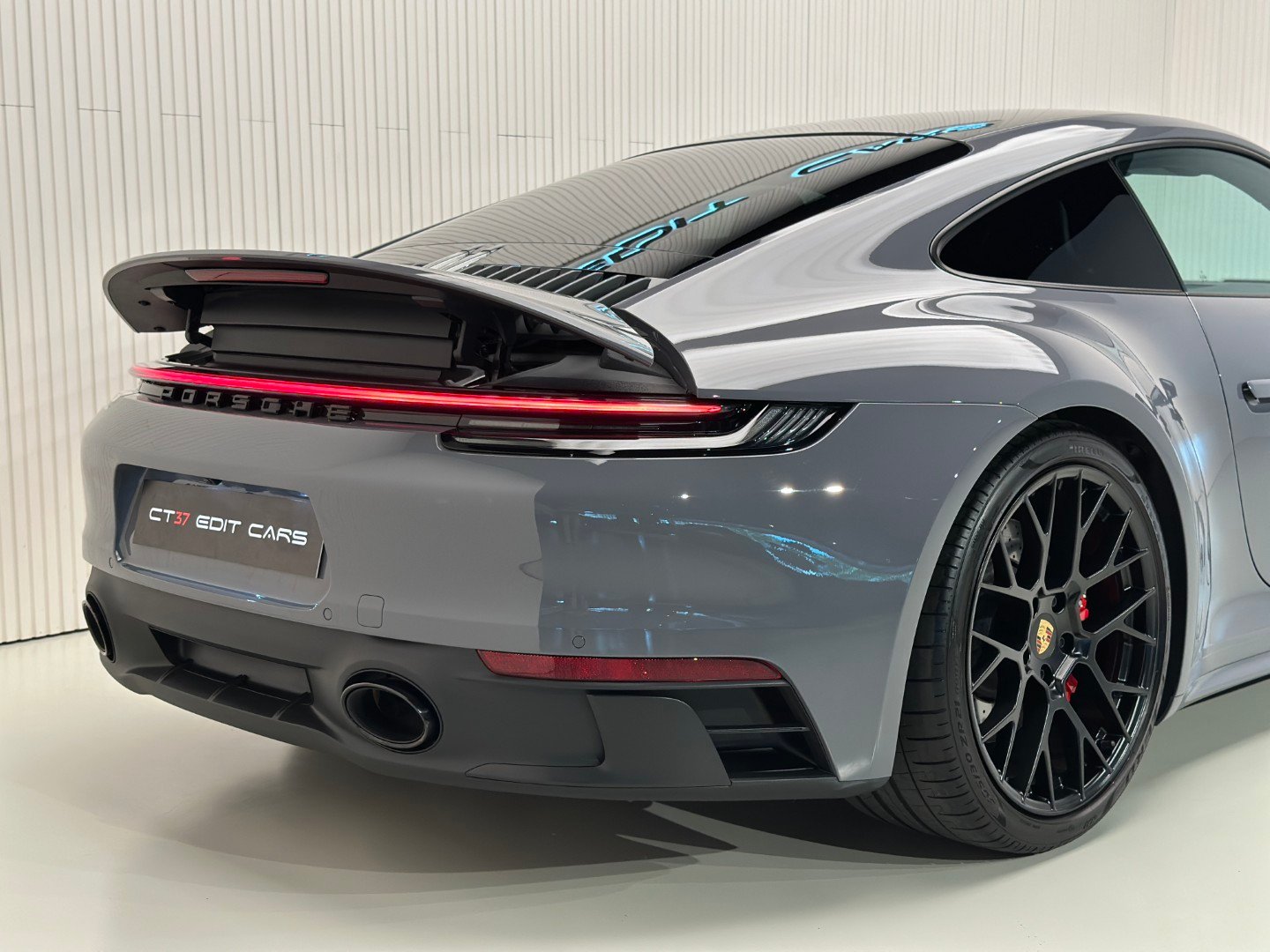 Porsche 911 Carrera GTS