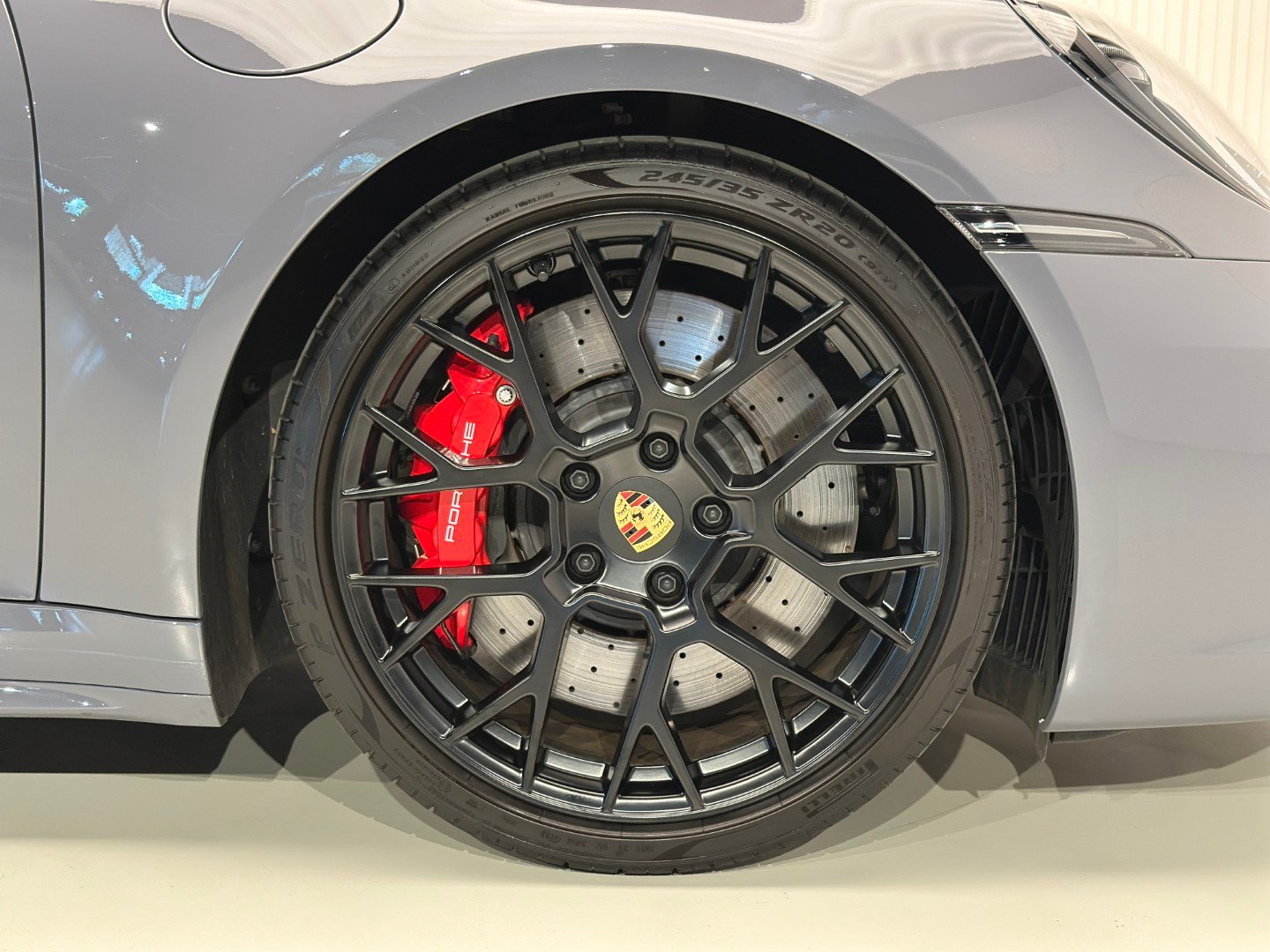 Porsche 911 Carrera GTS