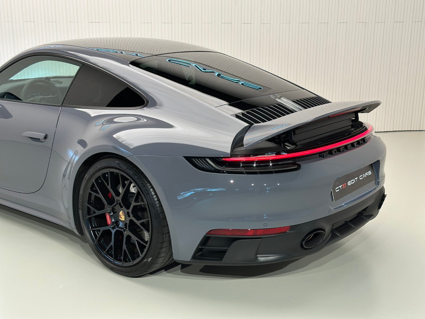 Porsche 911 Carrera GTS