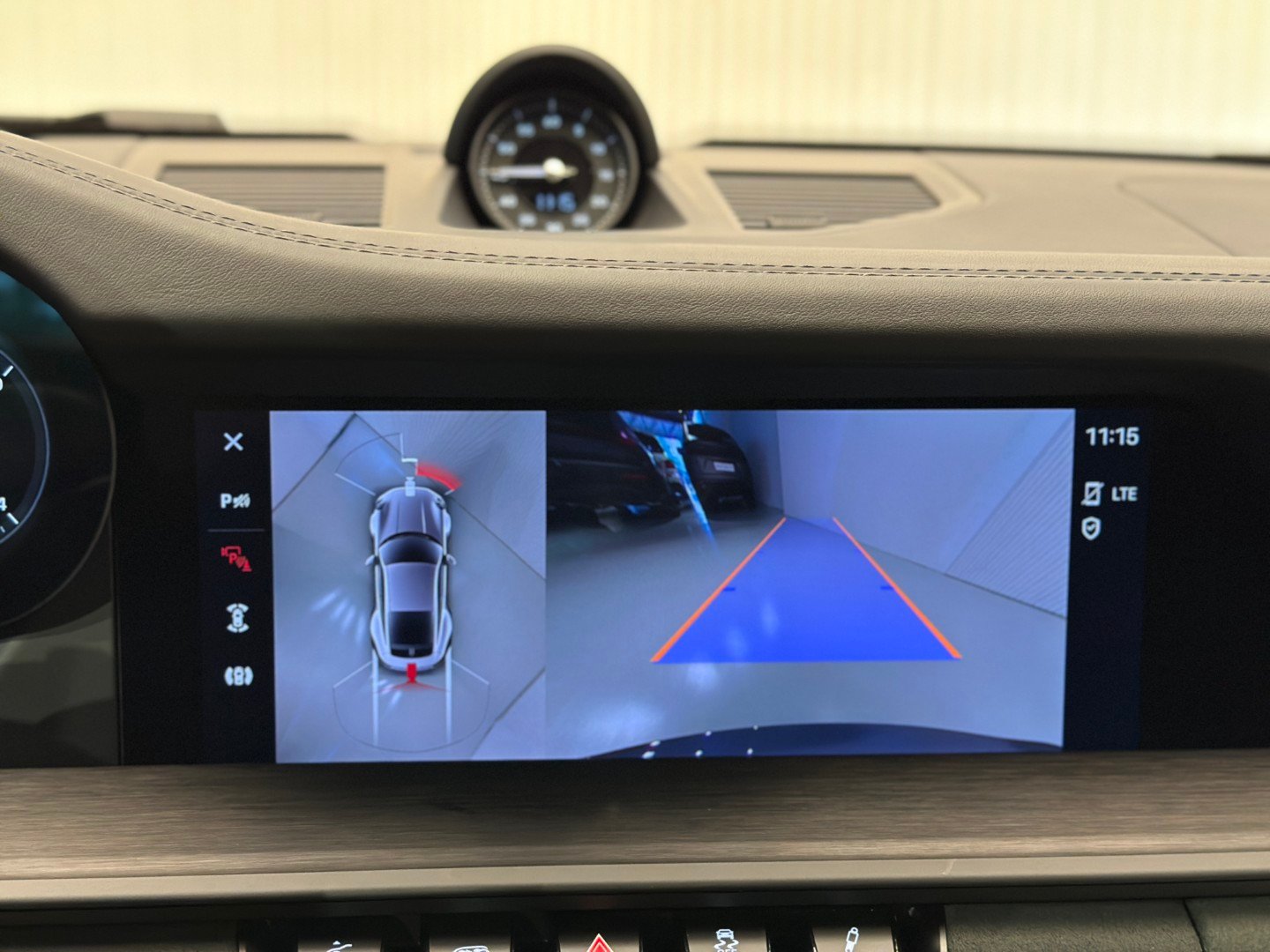 Porsche 911 Carrera GTS