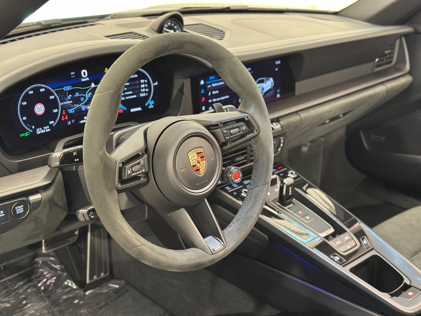 Porsche 911 GTS Cabrio