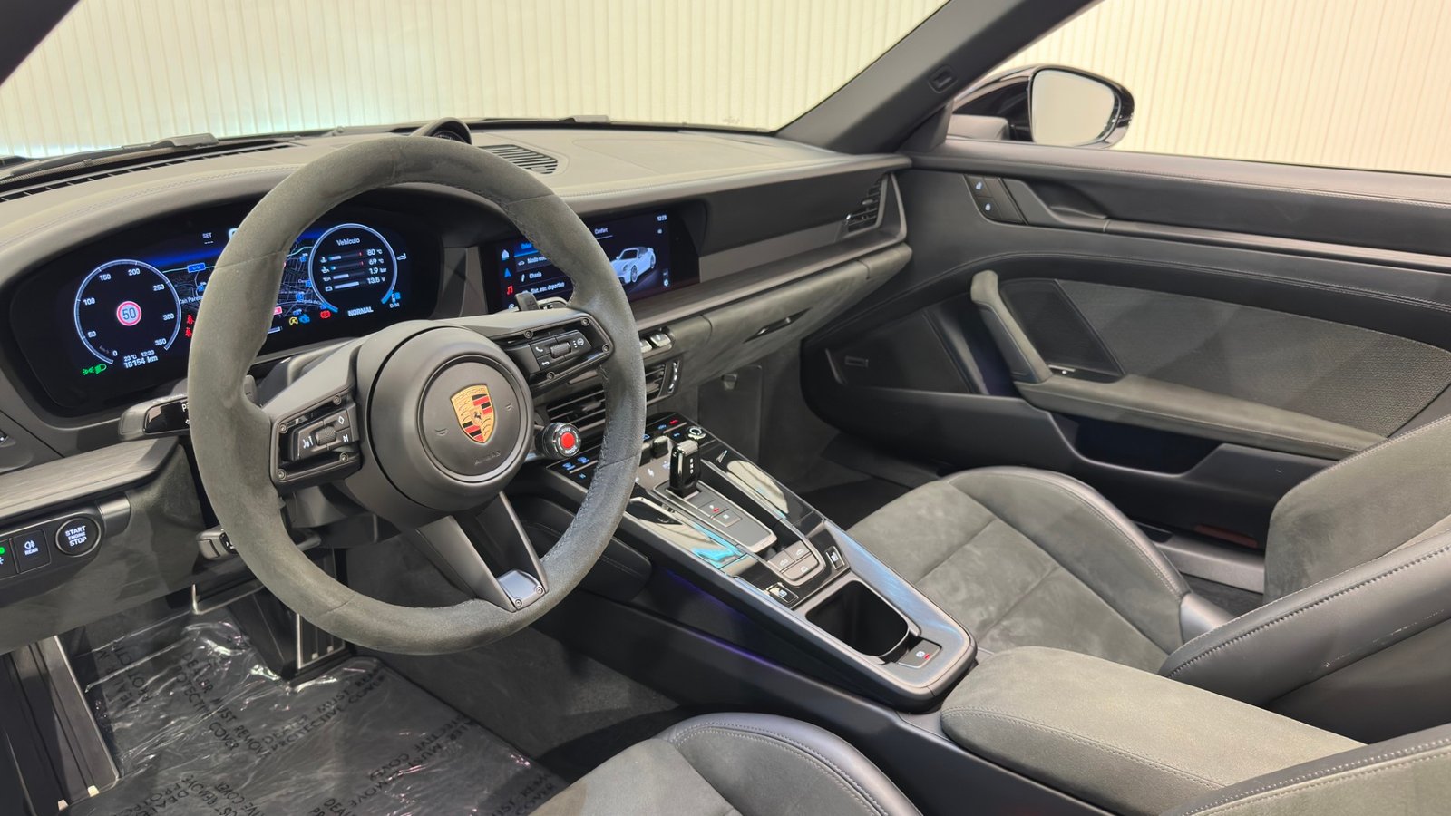 Porsche 911 GTS Cabrio