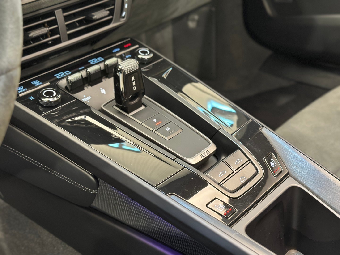 Porsche 911 GTS Cabrio