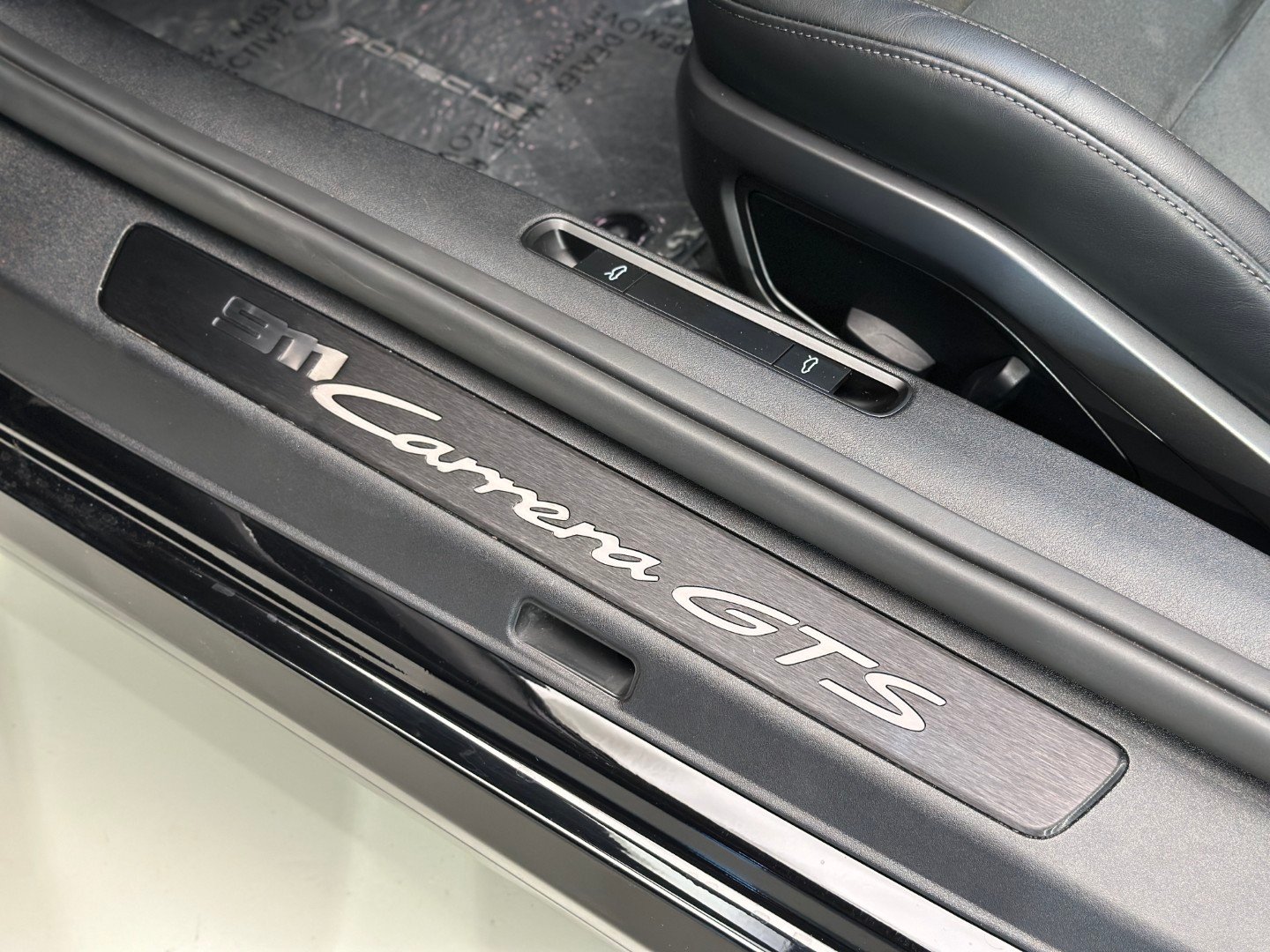 Porsche 911 GTS Cabrio