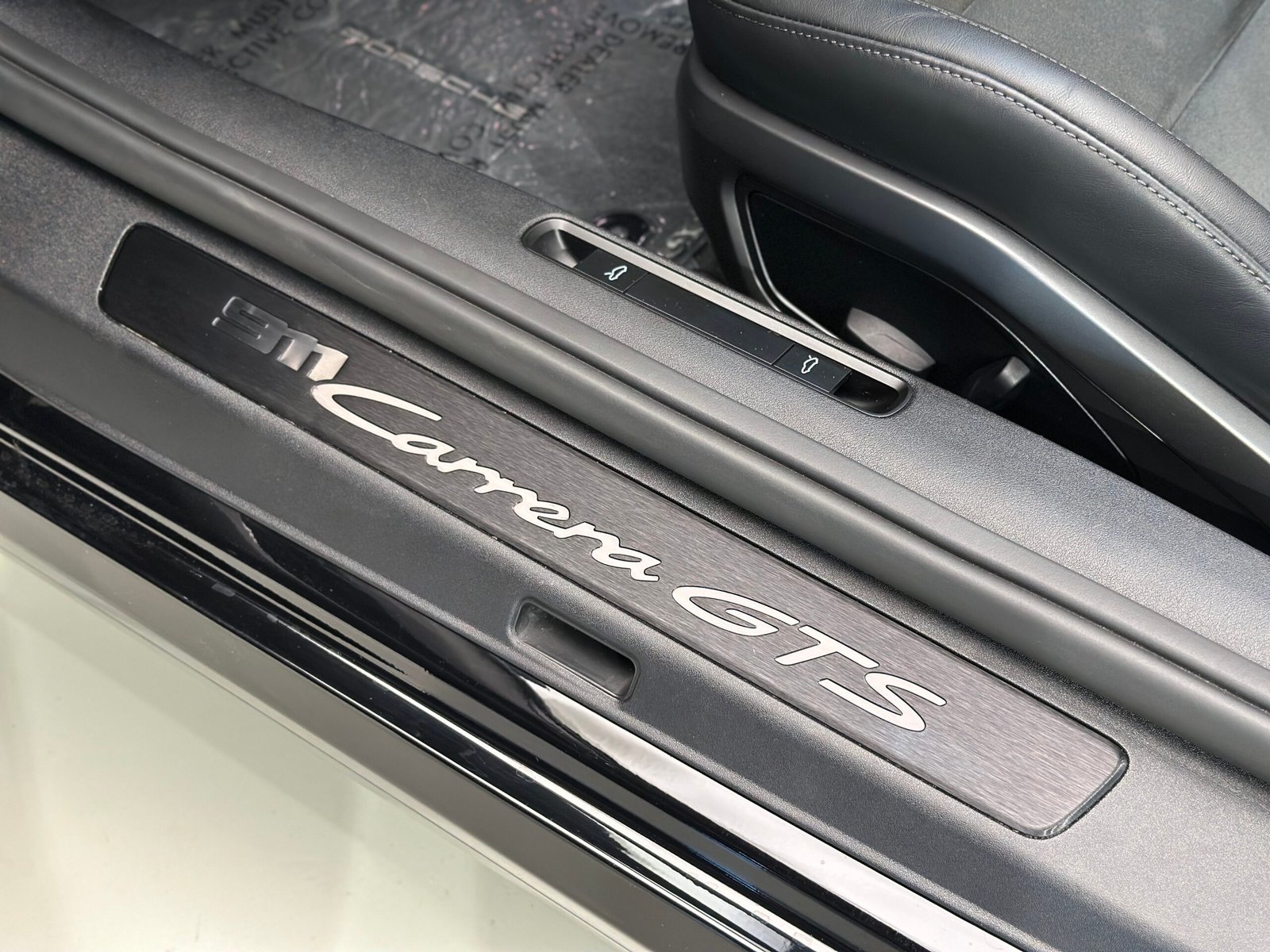 Porsche 911 GTS Cabrio