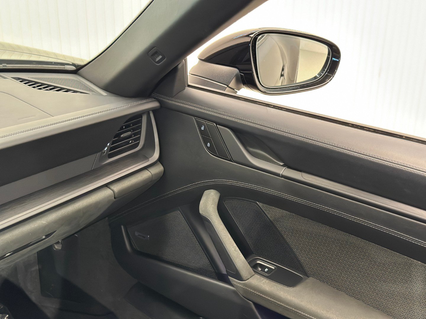 Porsche 911 GTS Cabrio