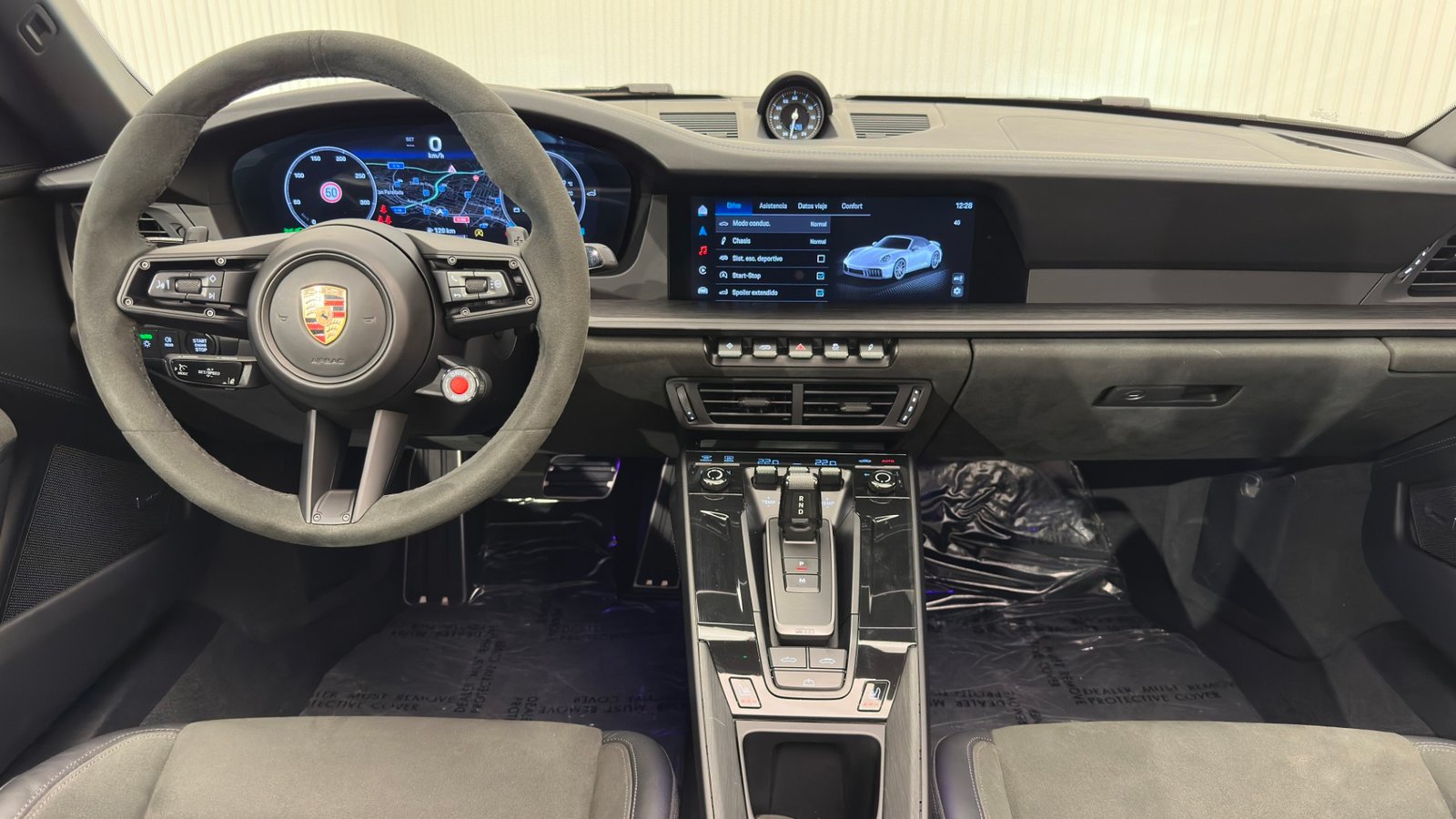 Porsche 911 GTS Cabrio