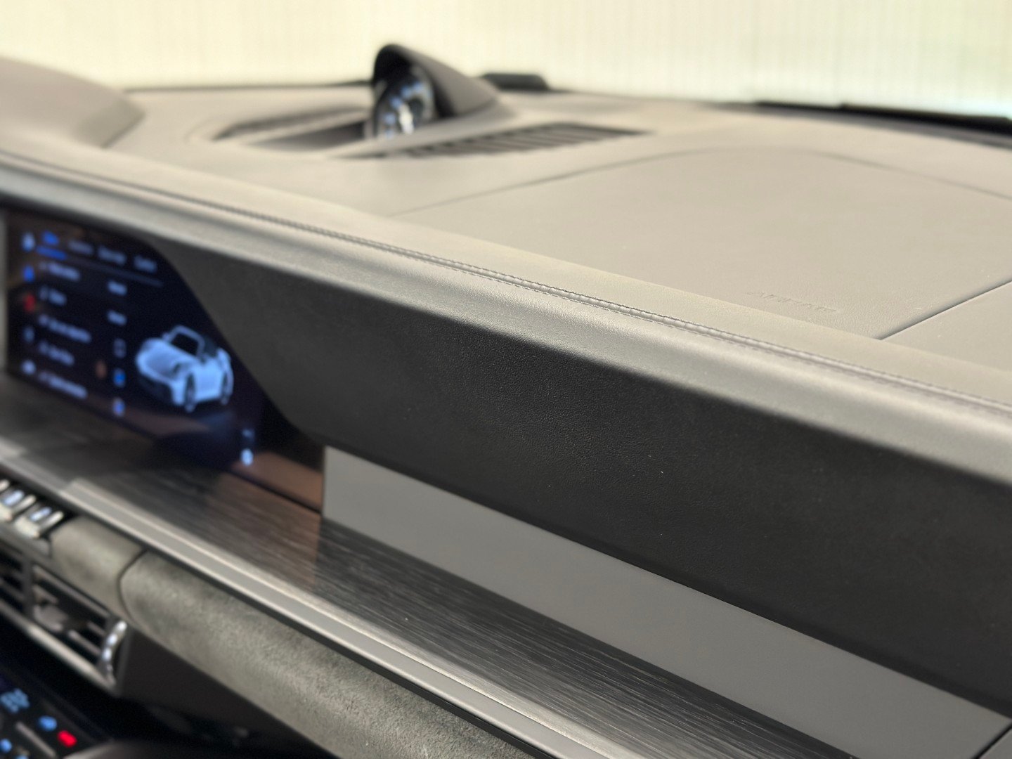 Porsche 911 GTS Cabrio