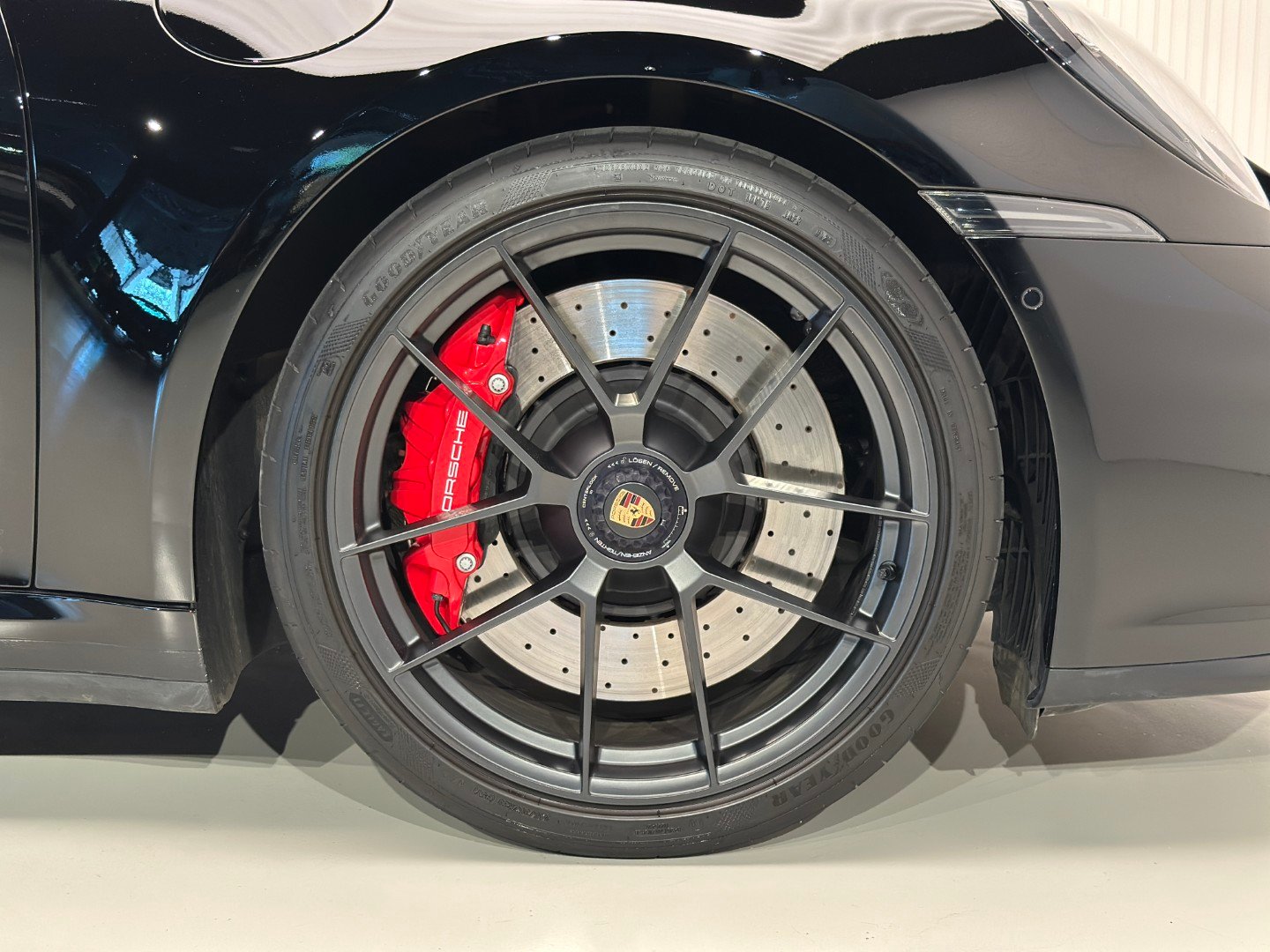 Porsche 911 GTS Cabrio