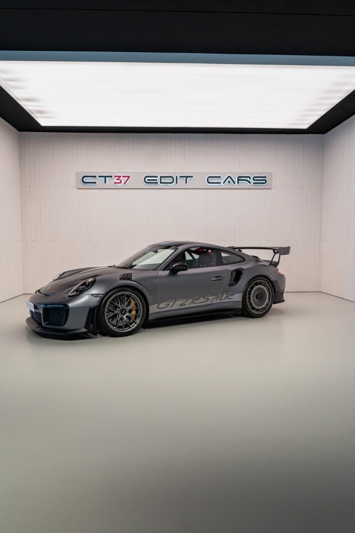Porsche 911 GT2 RS Weissach