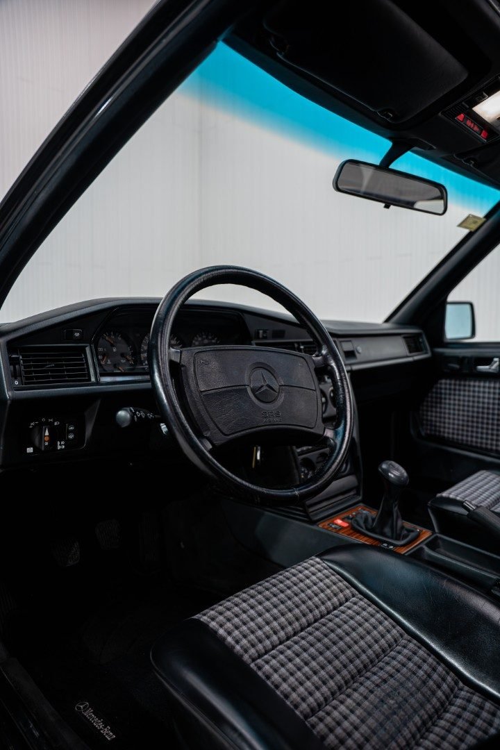 Mercedes-Benz 190E Clásico