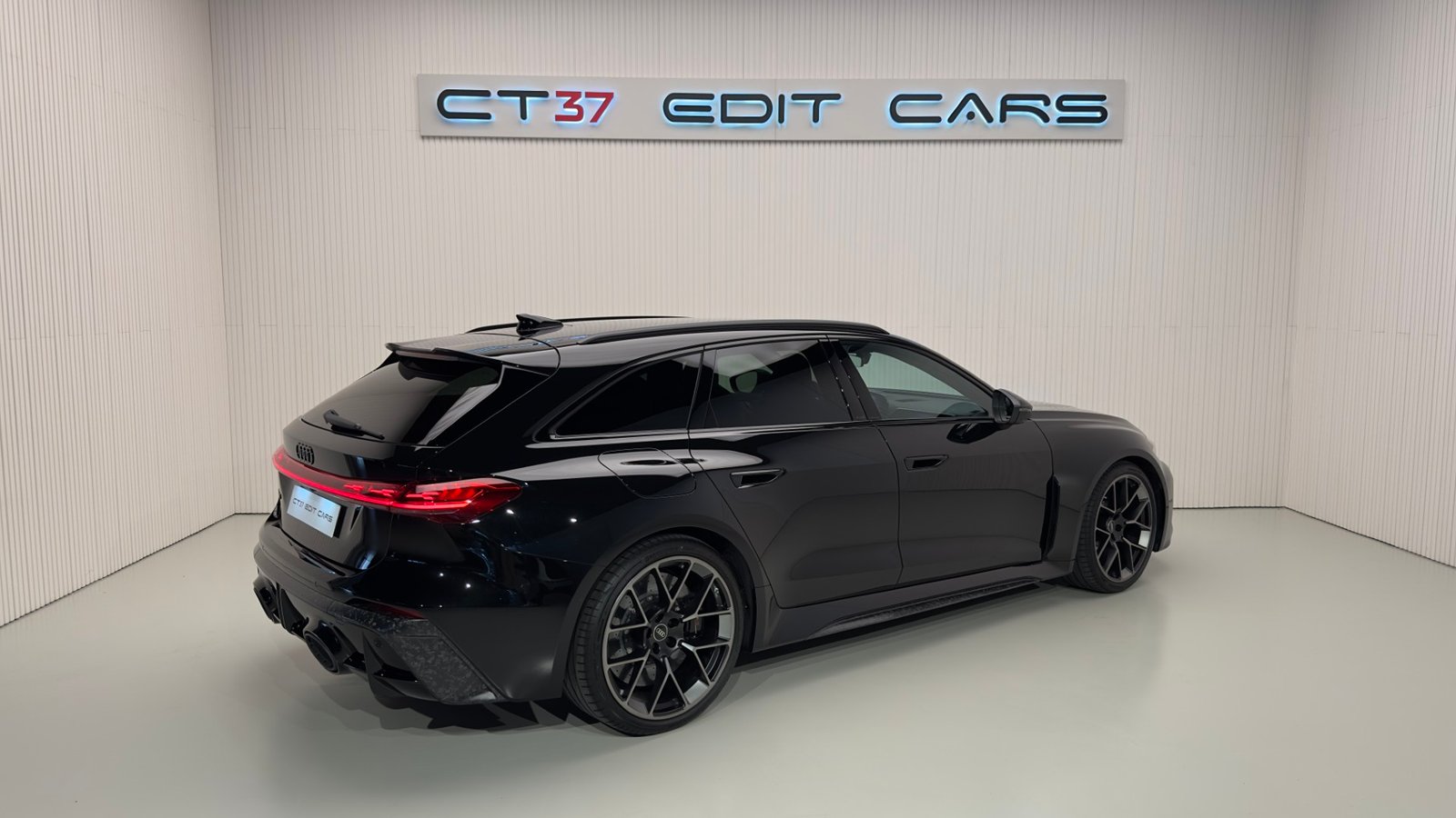 New Audi RS5 Avant
