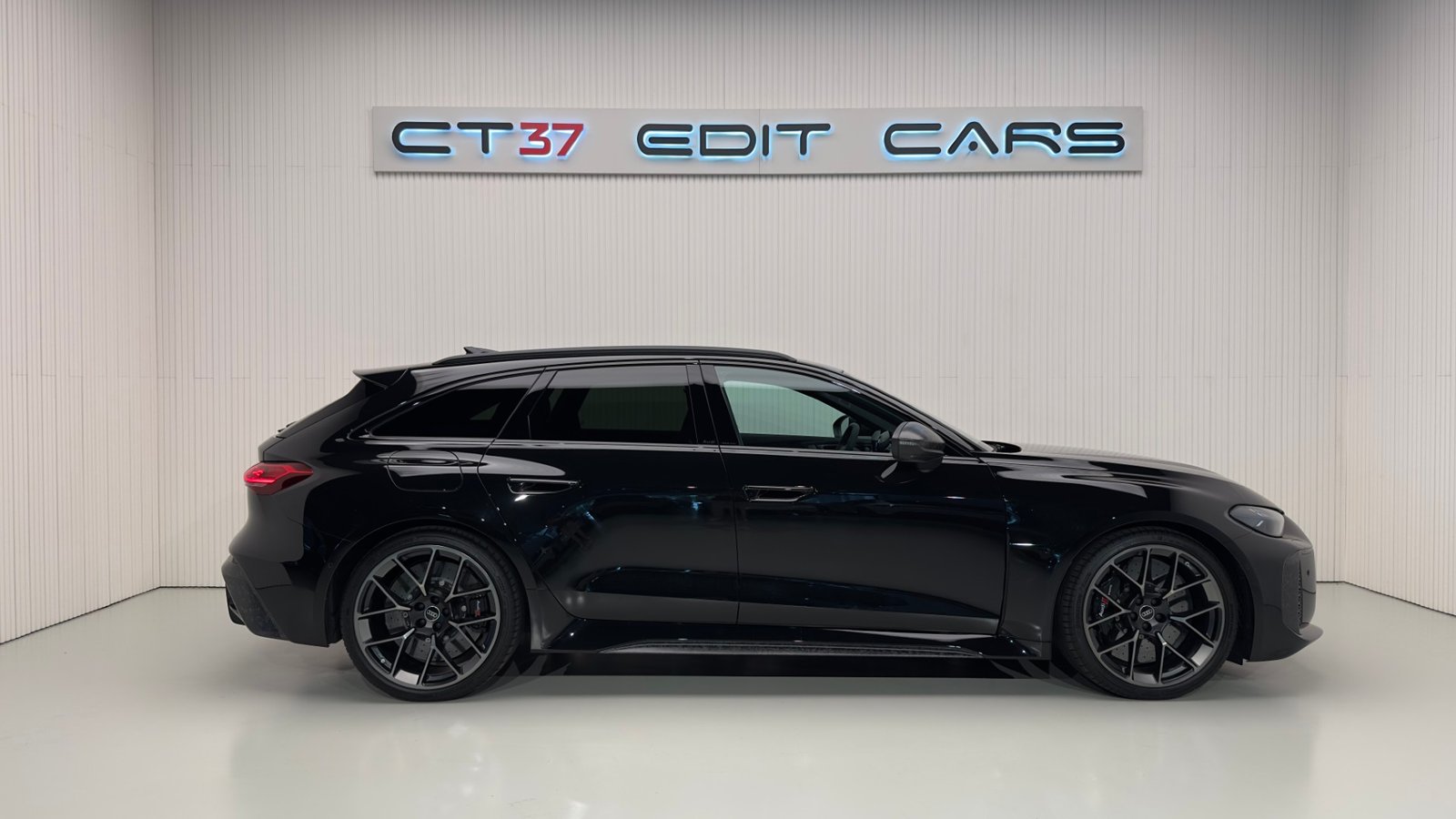 New Audi RS5 Avant