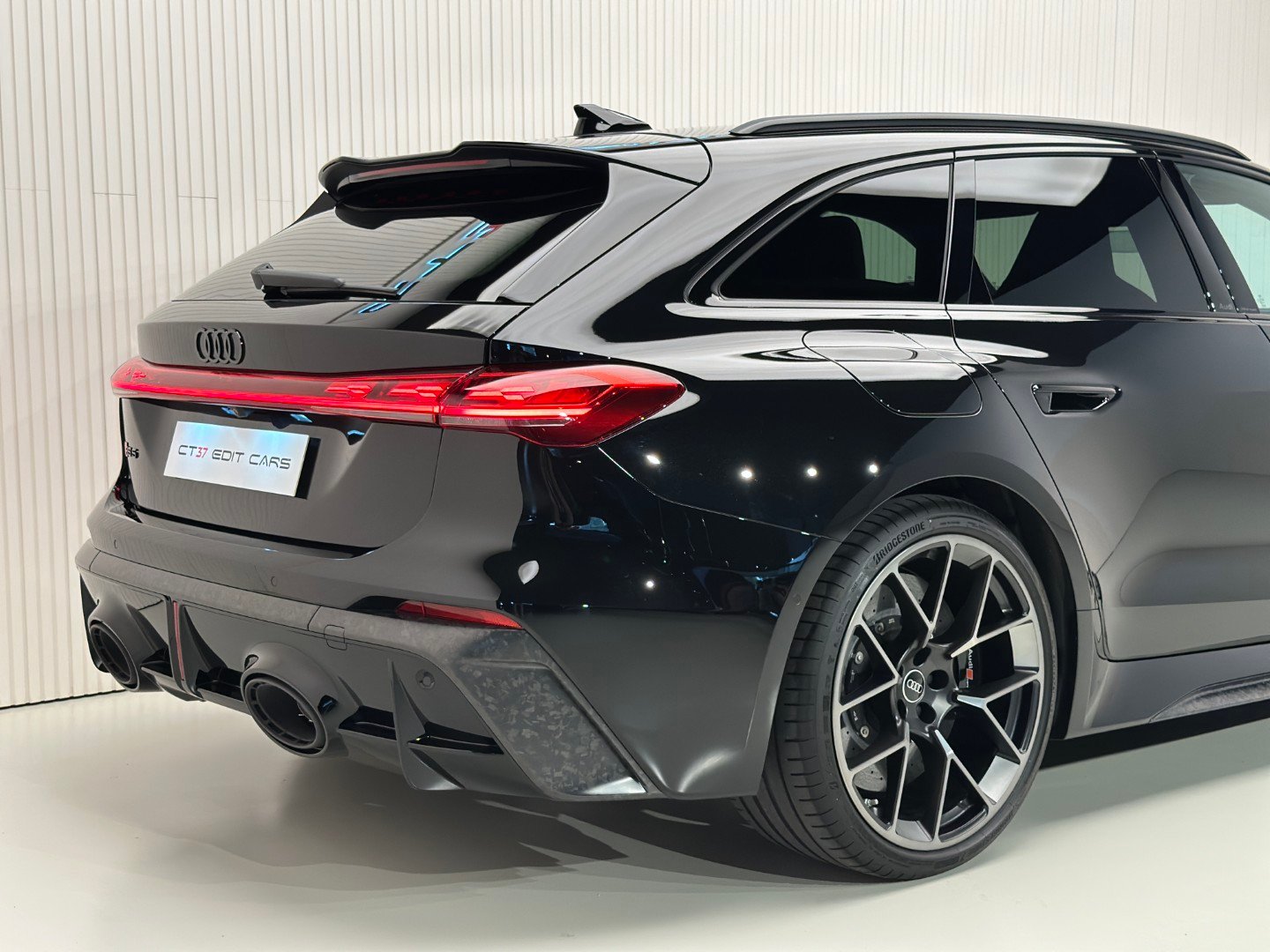 New Audi RS5 Avant