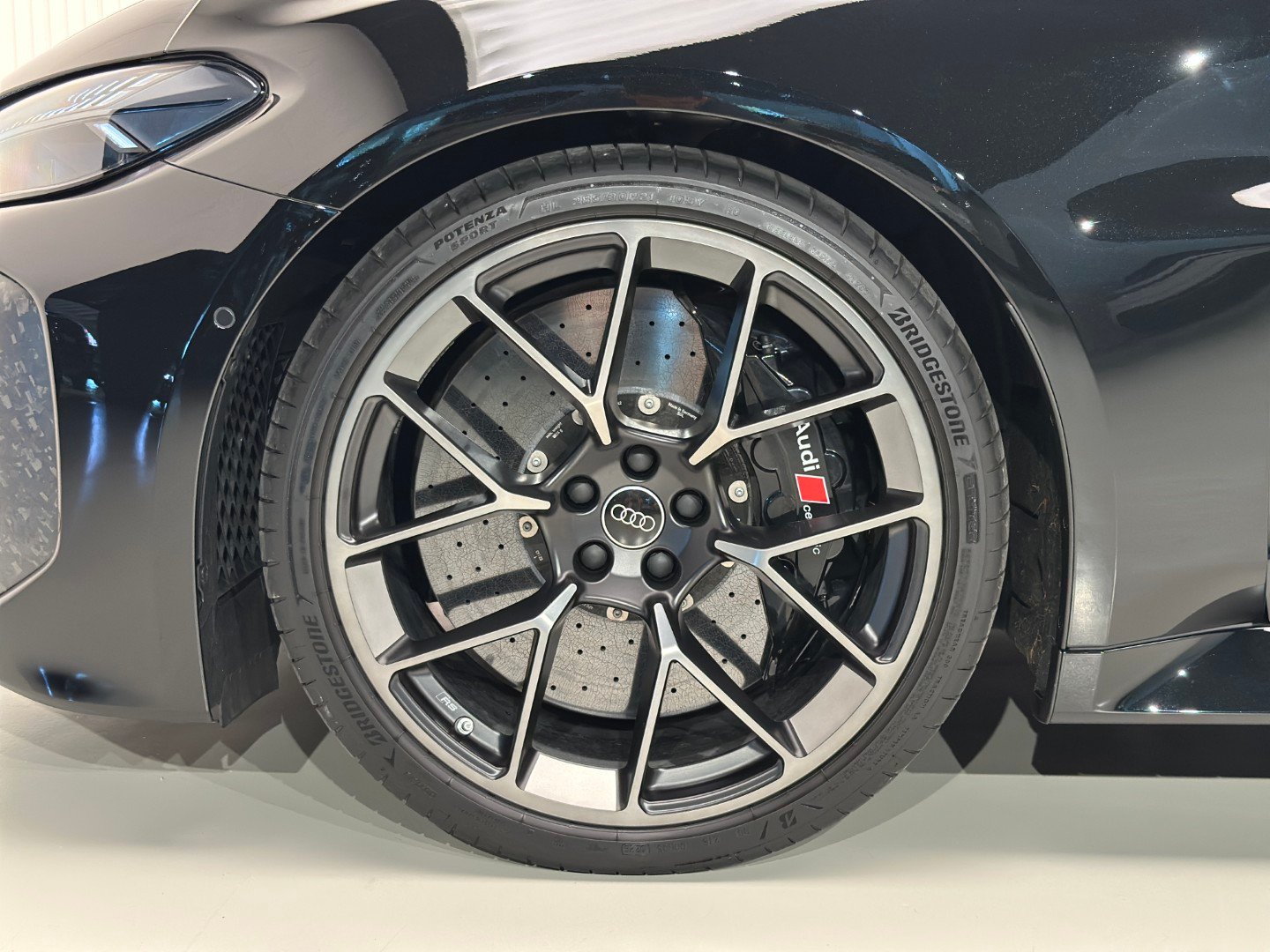 New Audi RS5 Avant