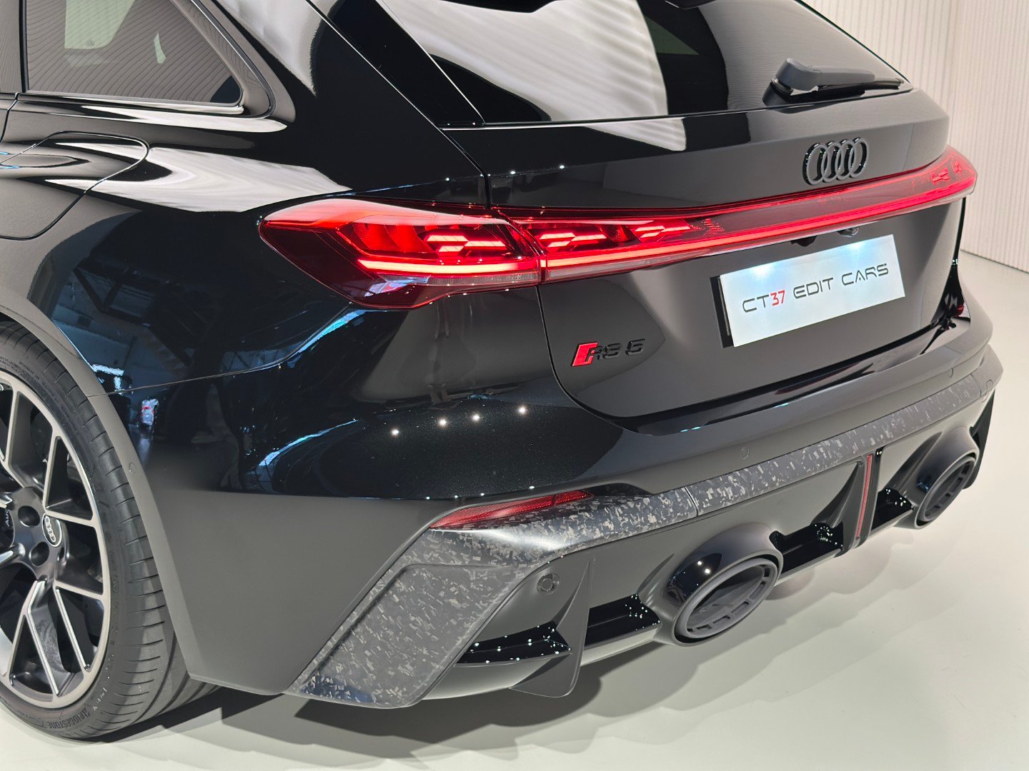 New Audi RS5 Avant