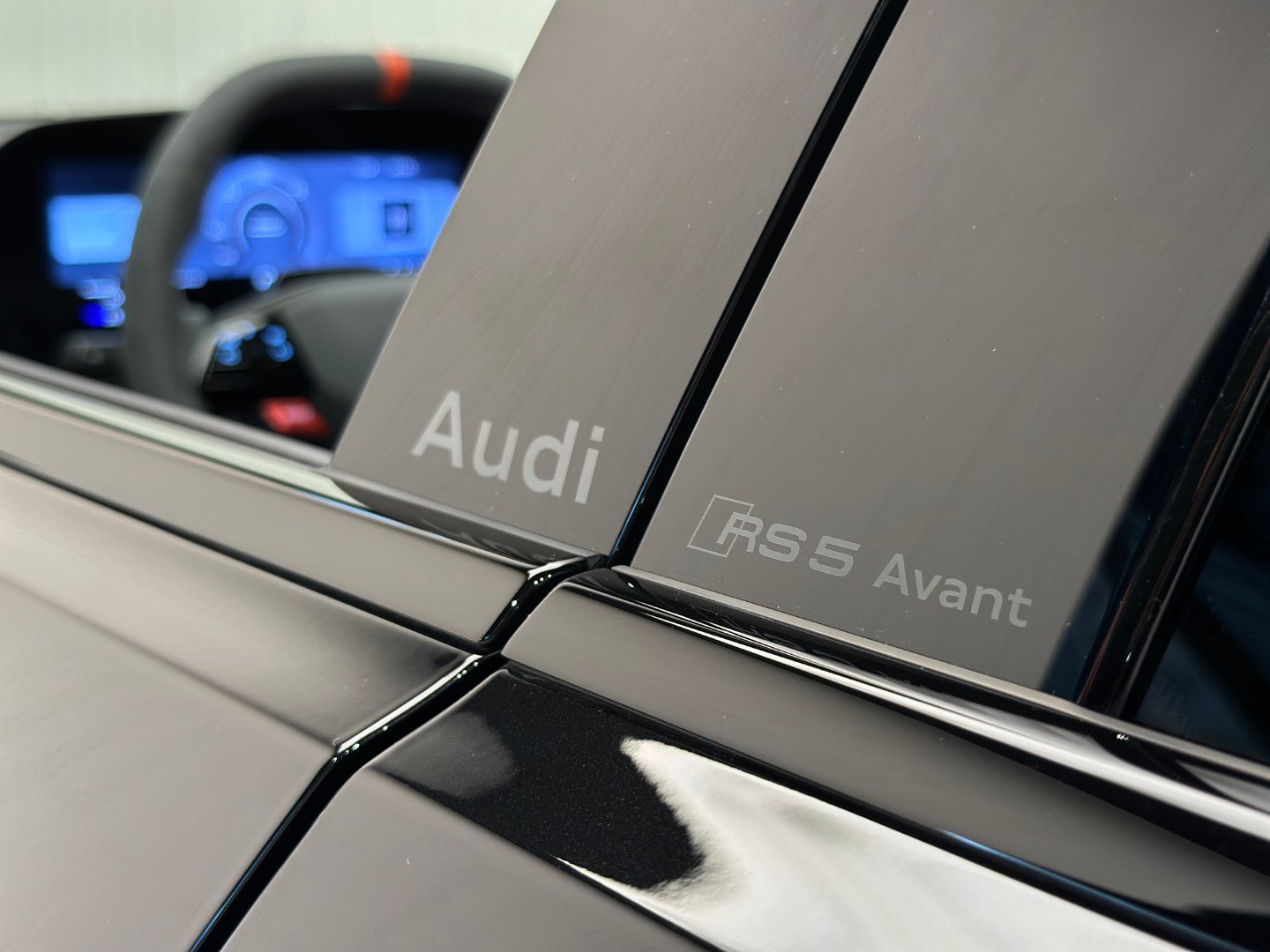 New Audi RS5 Avant