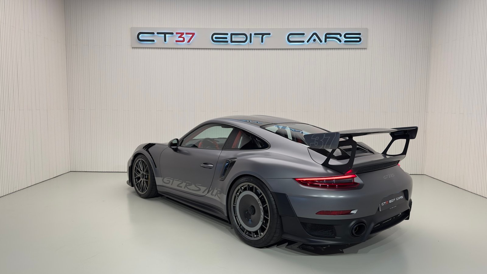 Porsche 911 GT2 RS Weissach