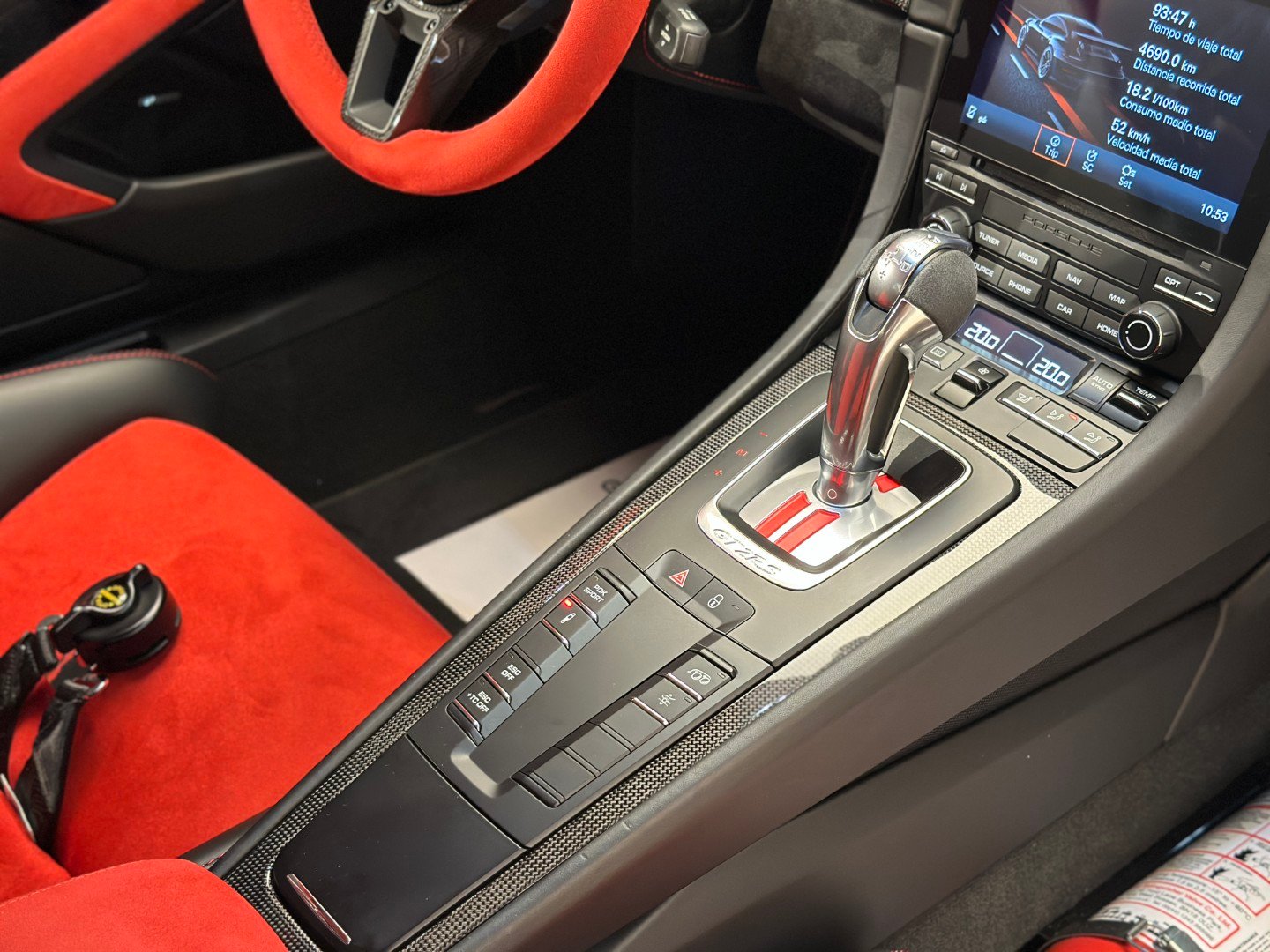 Porsche 911 GT2 RS Weissach