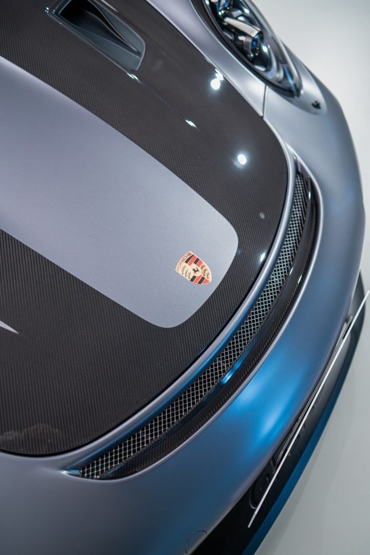 Porsche 911 GT2 RS Weissach