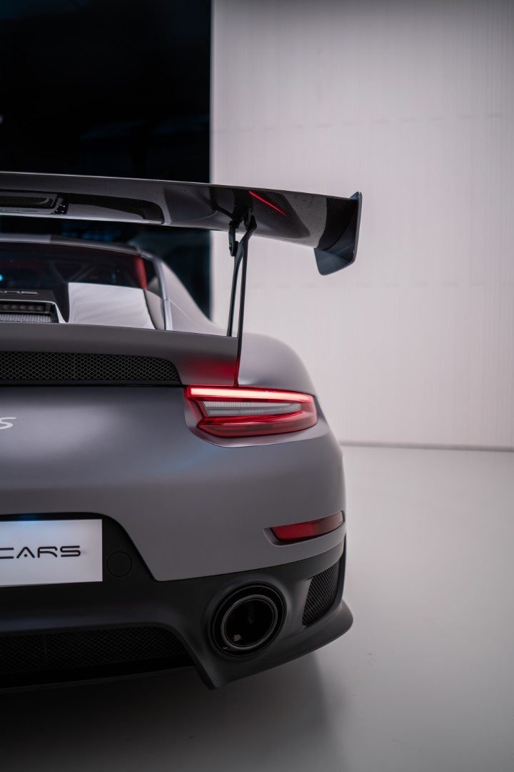Porsche 911 GT2 RS Weissach