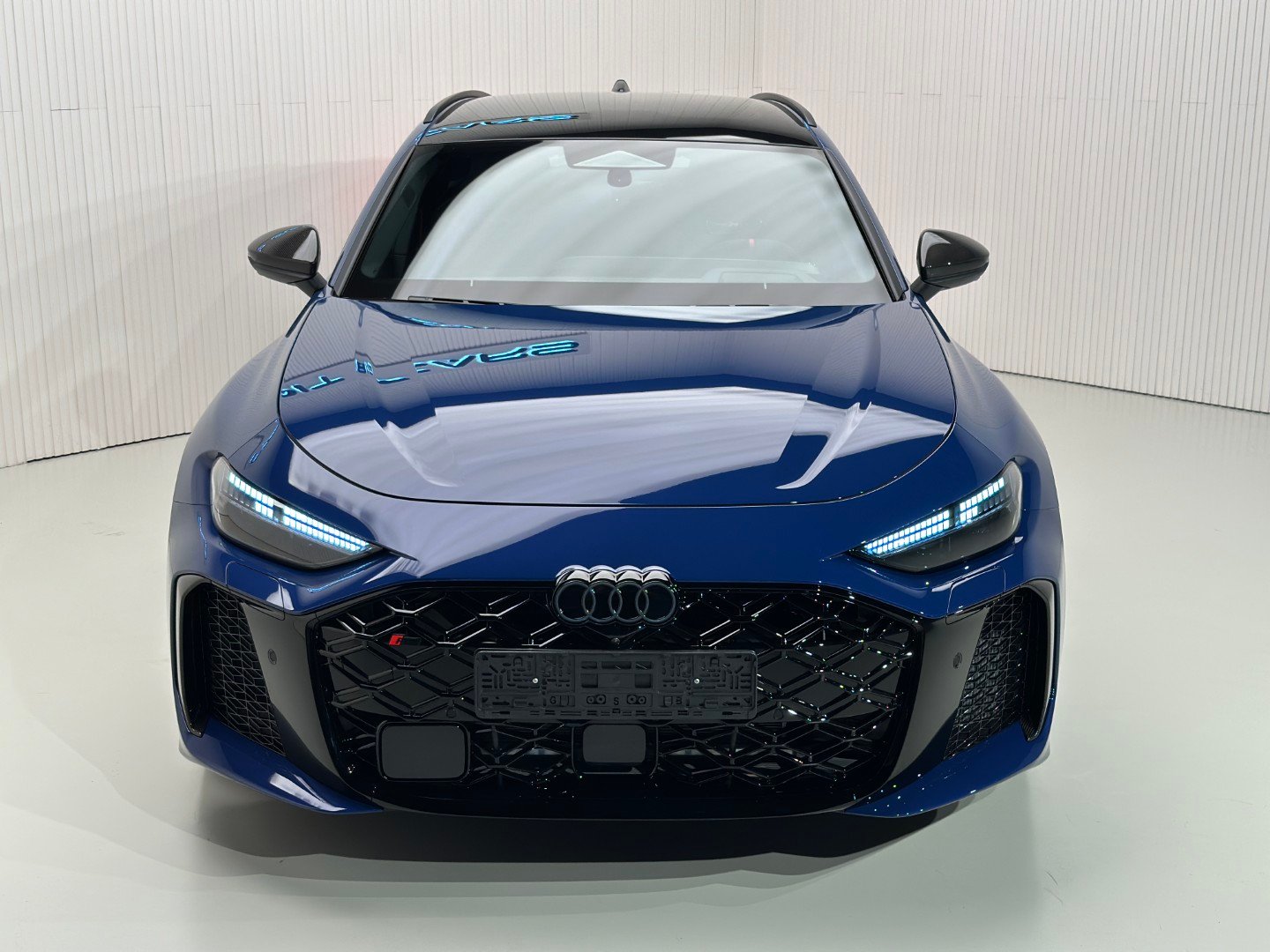 New Audi RS5 Avant