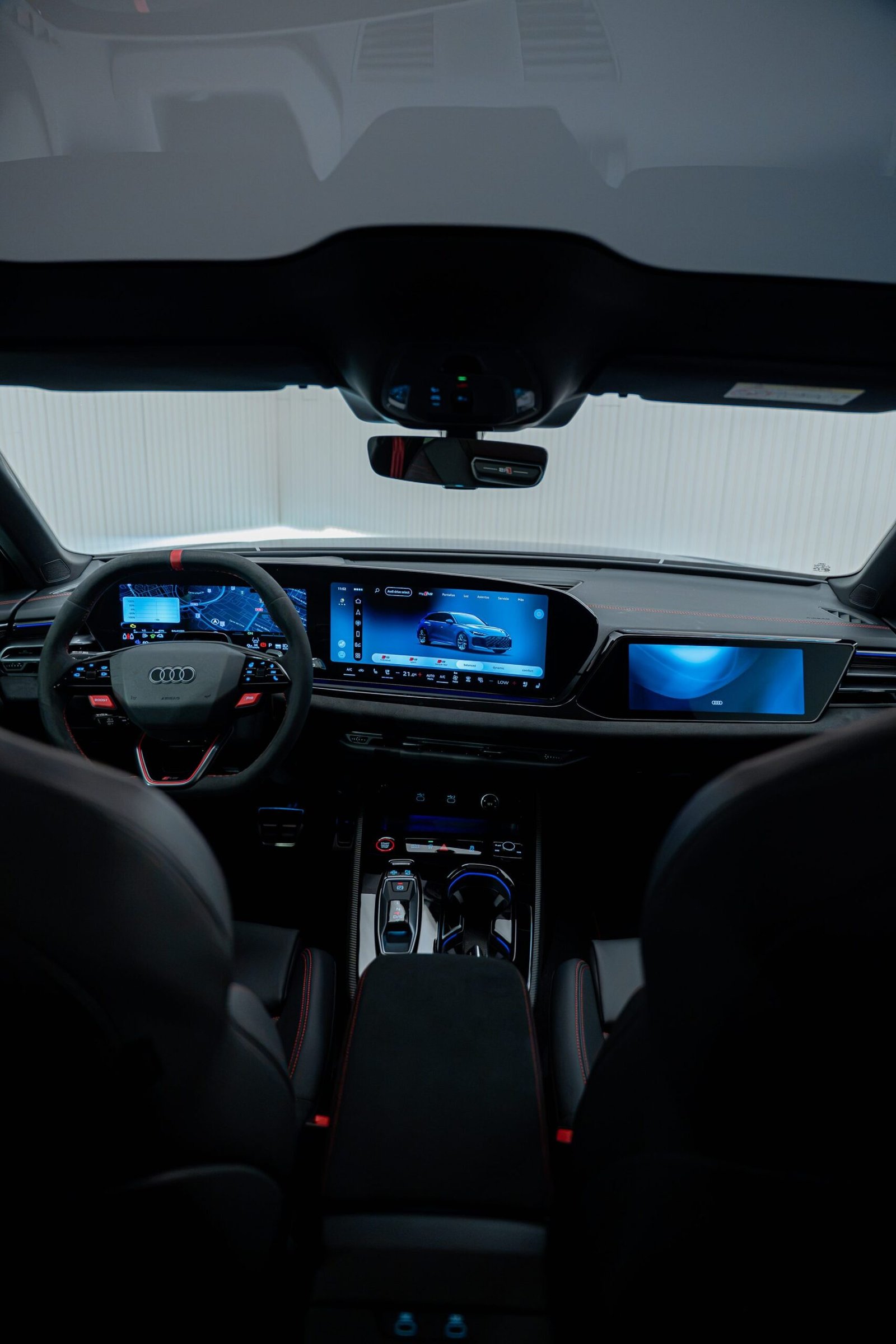New Audi RS5 Avant