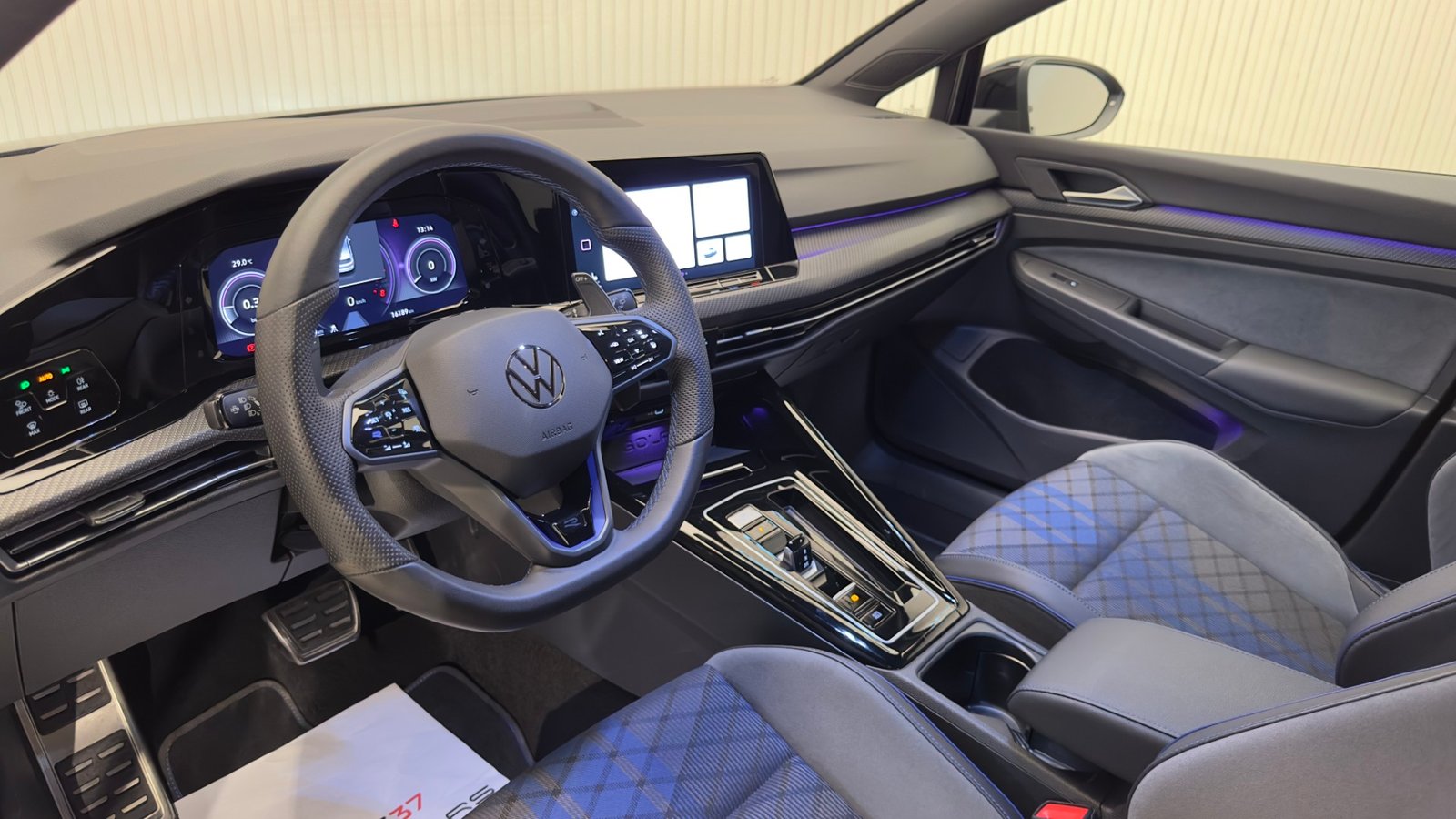 Volkswagen Golf R