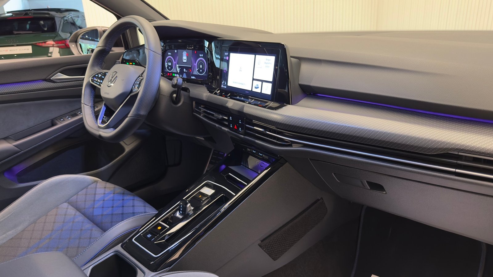 Volkswagen Golf R