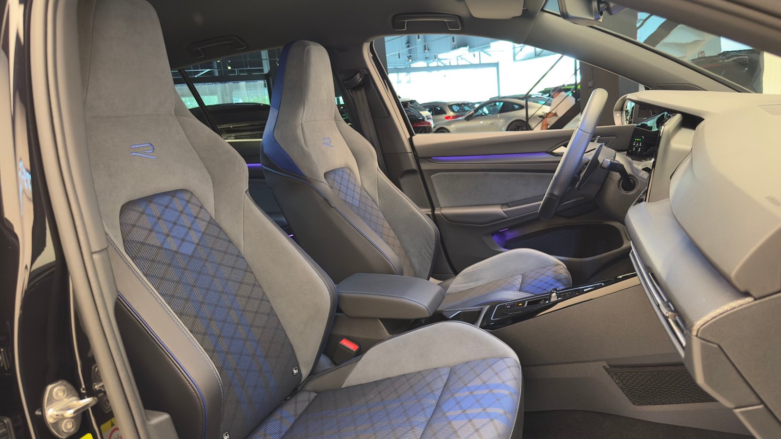 Volkswagen Golf R