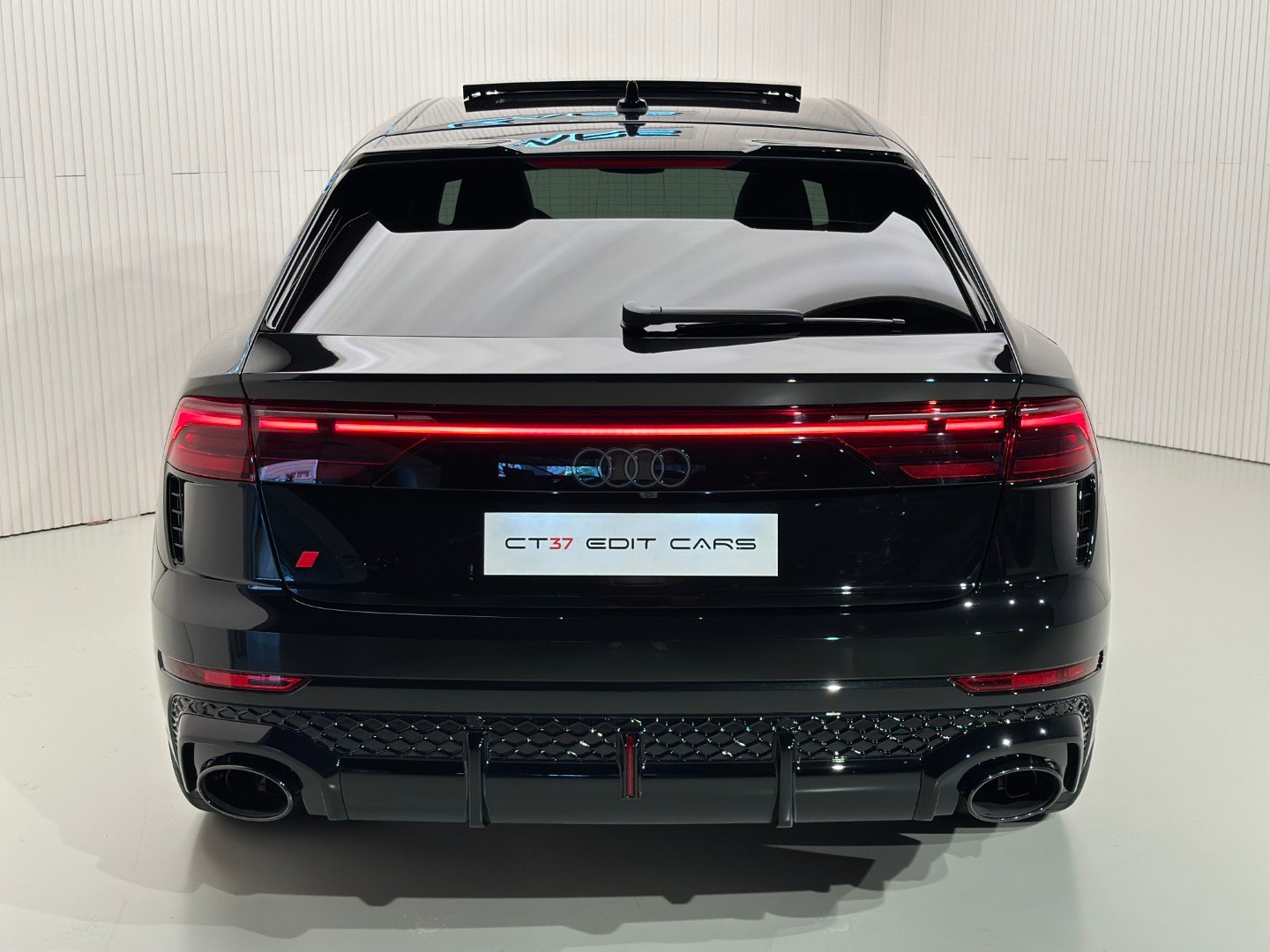 Audi RSQ8 Performance