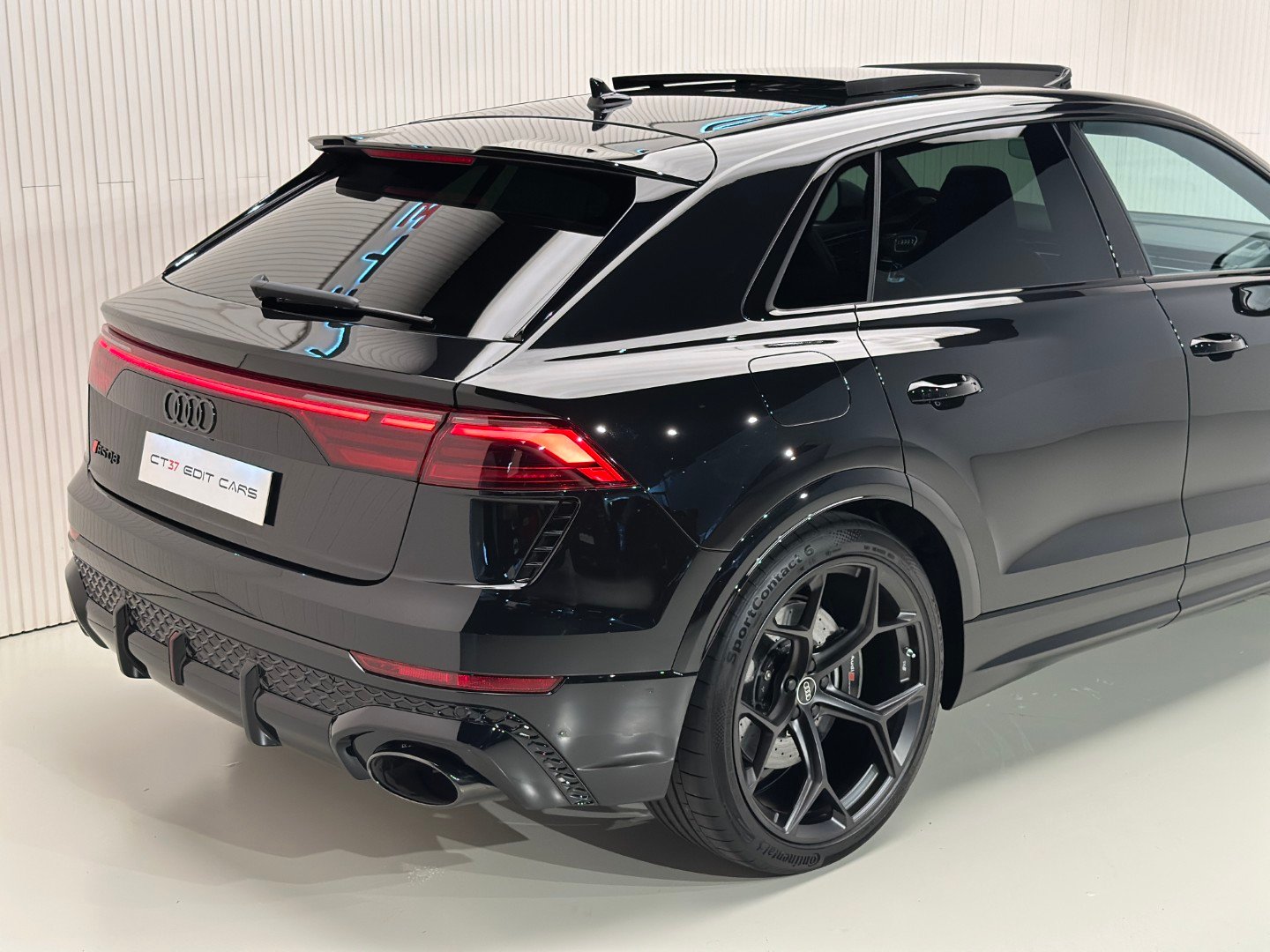 Audi RSQ8 Performance