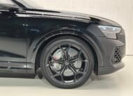 Audi RSQ8 Performance