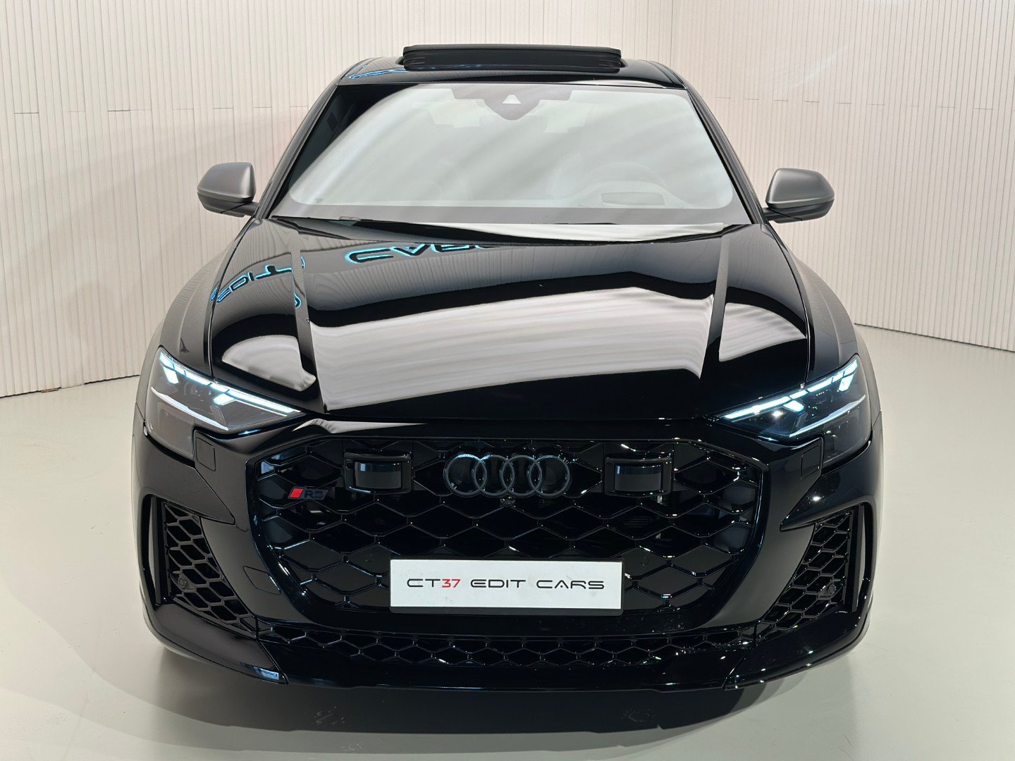 Audi RSQ8 Performance