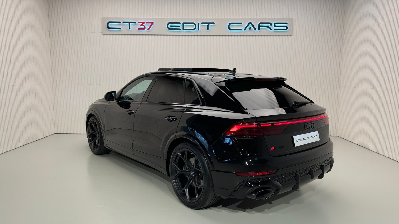 Audi RSQ8 Performance