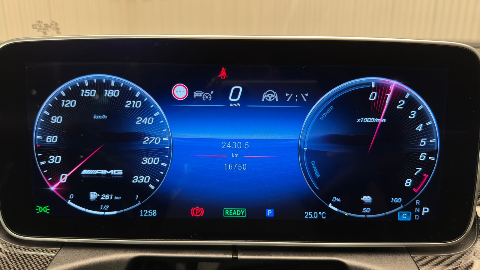 Mercedes-Benz C63 AMG S E Performance